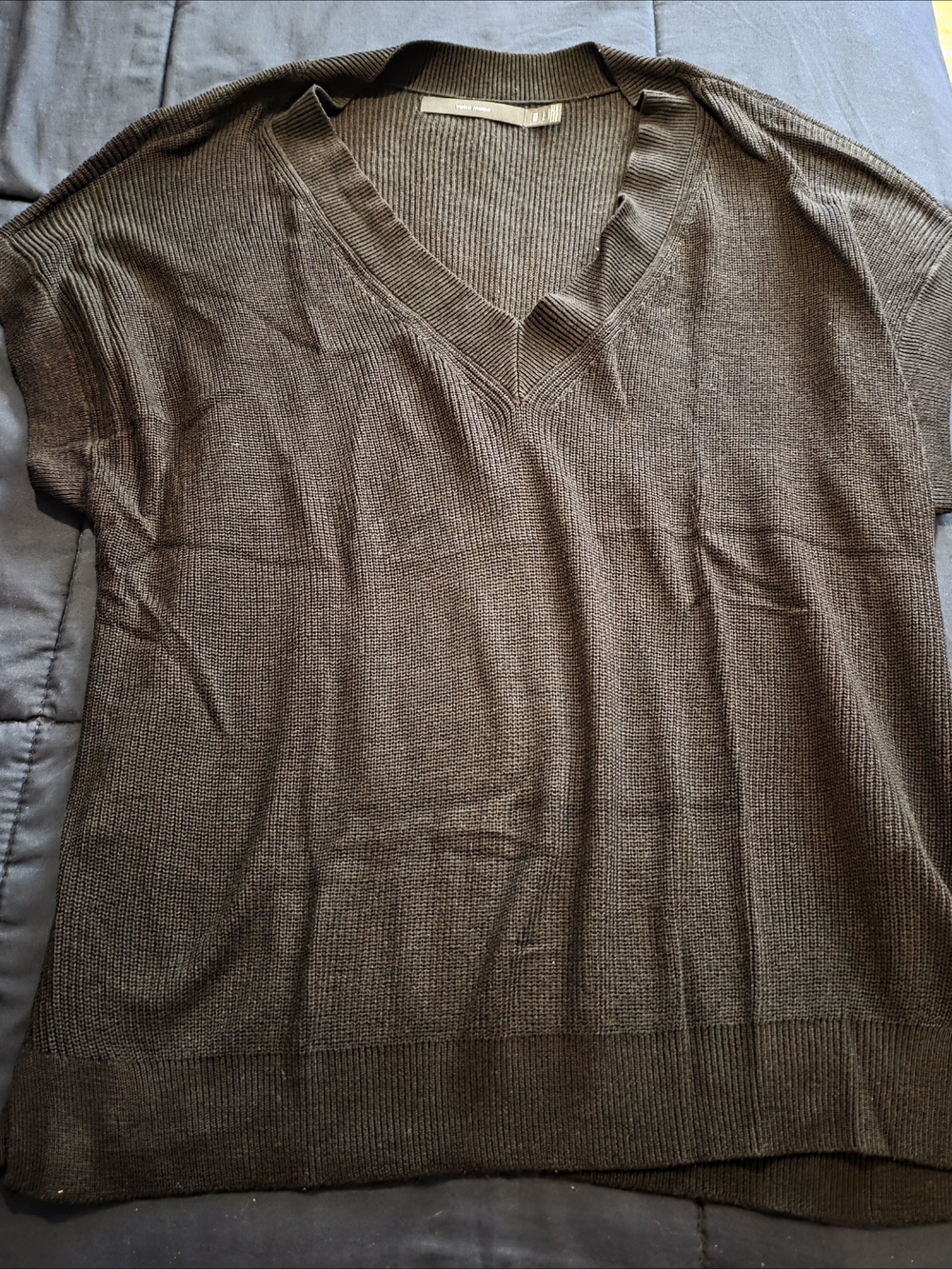 Vero Moda V-Neck Short Sleeve Sweater In Black